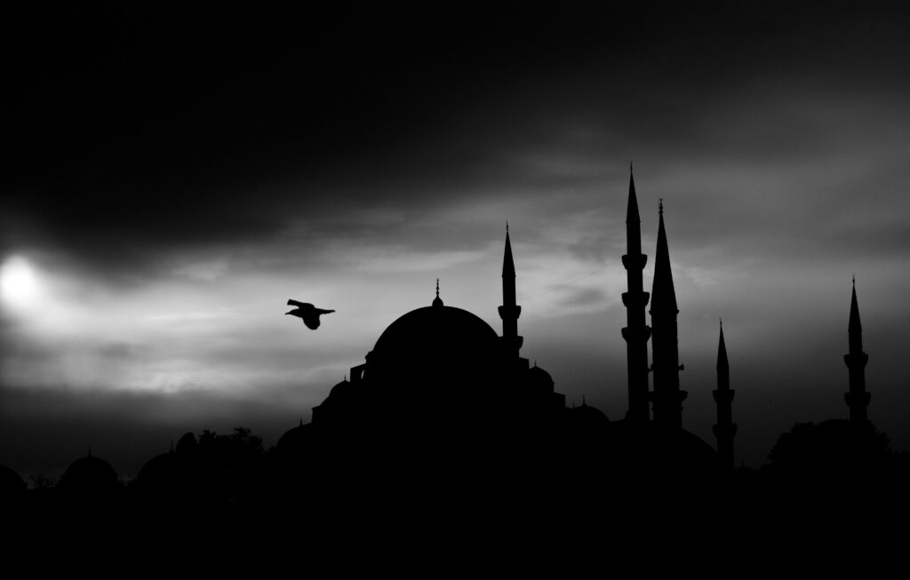 Rahatsız Eden Komşunun Taşınması İçin Dua Rahatsız Eden Komşunun Taşınması İçin Dua